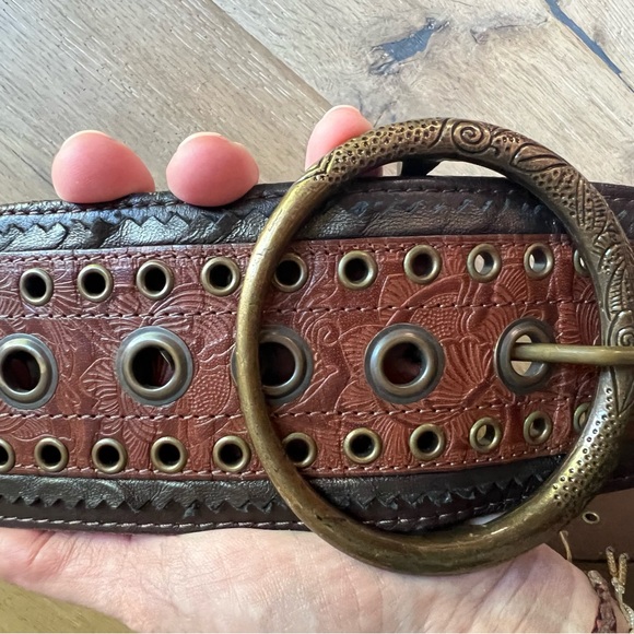 Boho brown belt with beautiful patterns - Picture 3 of 3